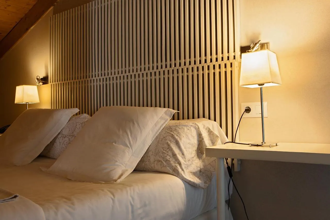 Hotel Sotobosque Mortera
